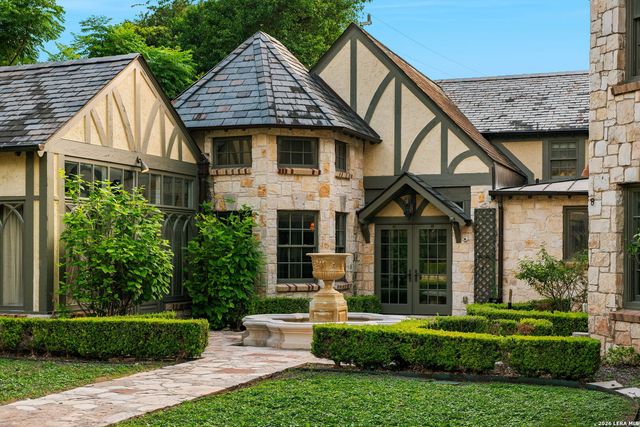 604 E Olmos, Olmos Park, TX 78212