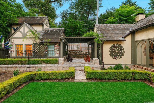 604 E Olmos, Olmos Park, TX 78212