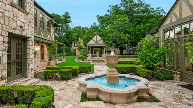 604 E Olmos, Olmos Park, TX 78212