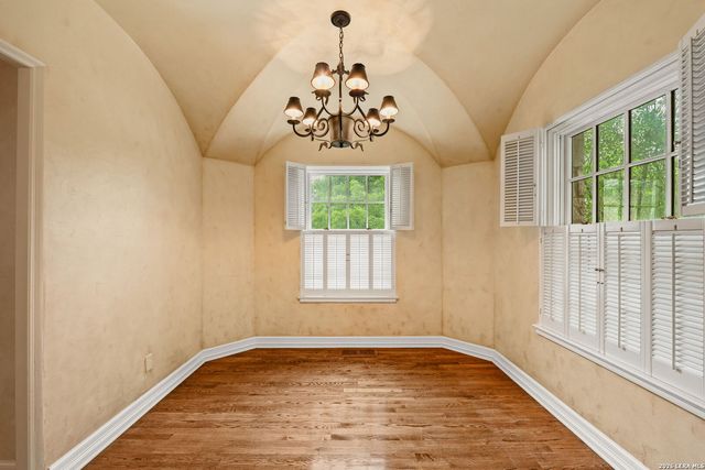 604 E Olmos, Olmos Park, TX 78212