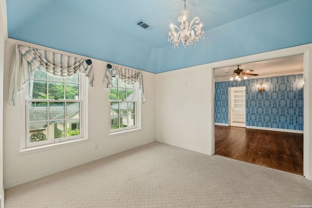 604 E Olmos, Olmos Park, TX 78212