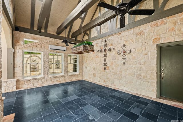 604 E Olmos, Olmos Park, TX 78212