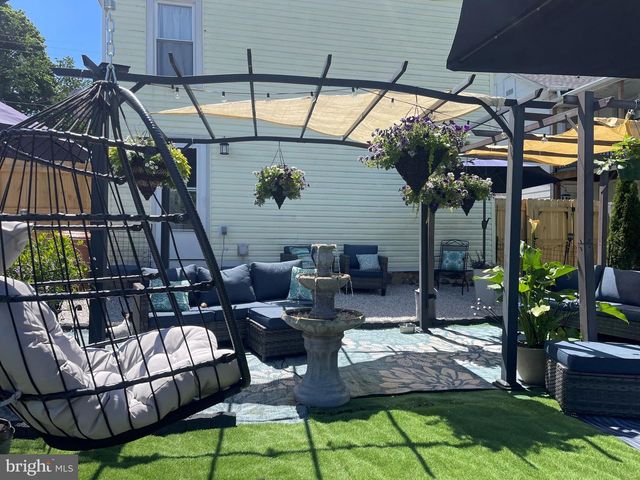 309 S FRANKLIN ST, Fleetwood, PA 19522