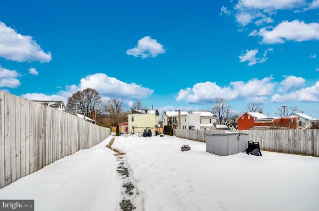 309 S FRANKLIN ST, Fleetwood, PA 19522