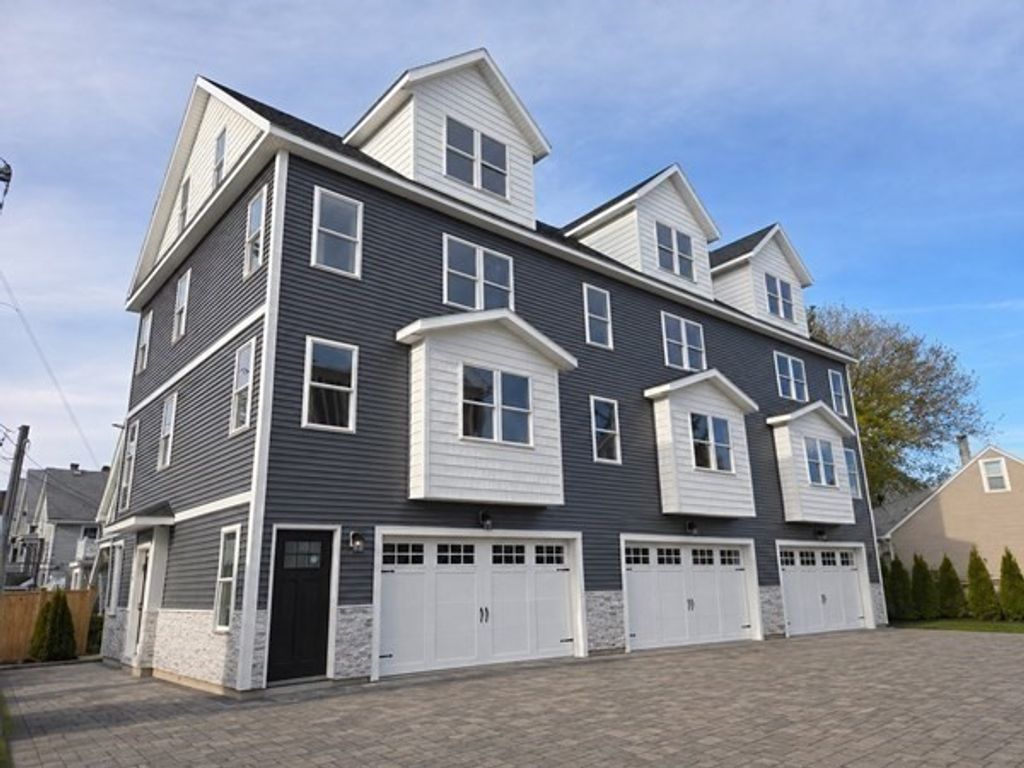 562 Gorham Street 02, Lowell, MA 01852