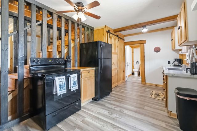 8247 S Highway 379, Jamestown, KY 42629