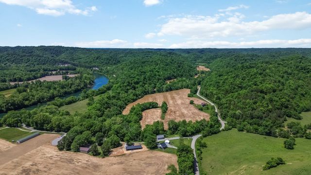 8247 S Highway 379, Jamestown, KY 42629
