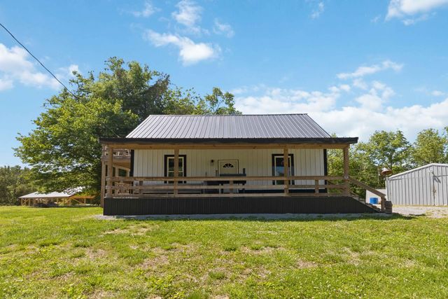 8247 S Highway 379, Jamestown, KY 42629