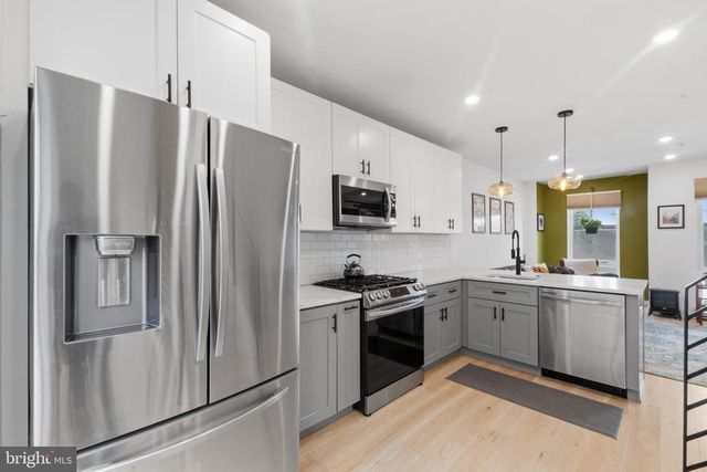 1543 N ORKNEY ST, Philadelphia, PA 19122