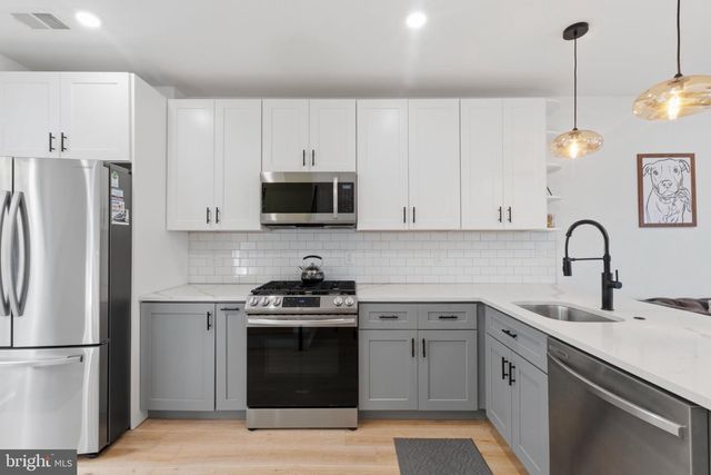 1543 N ORKNEY ST, Philadelphia, PA 19122