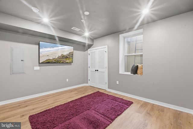 1543 N ORKNEY ST, Philadelphia, PA 19122