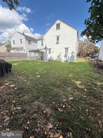 214 PINE RD, Wallingford, PA 19086