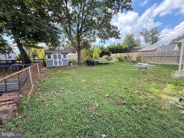 214 PINE RD, Wallingford, PA 19086