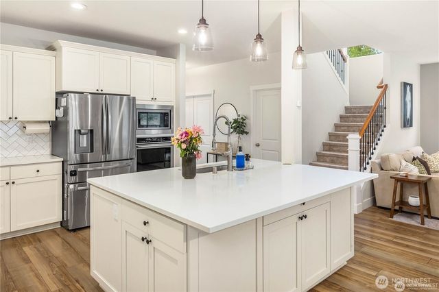 28910 NE 112th Way, Duvall, WA 98019