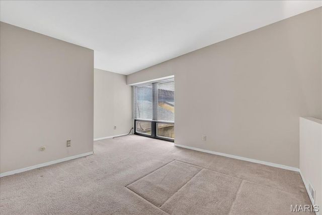 1523 S 10th Street 215, St Louis, MO 63104