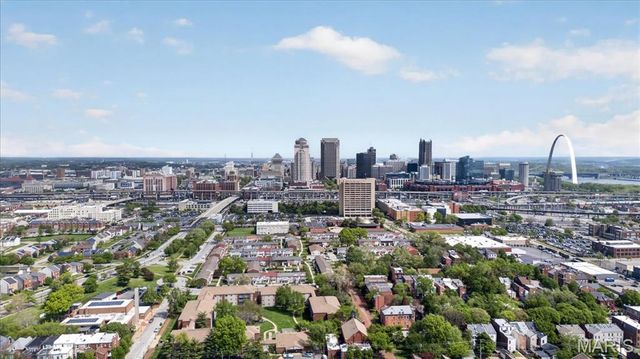 1523 S 10th Street 215, St Louis, MO 63104