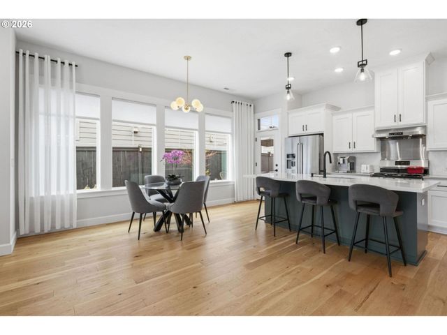 6837 Se PROVENCE St, Hillsboro, OR 97123