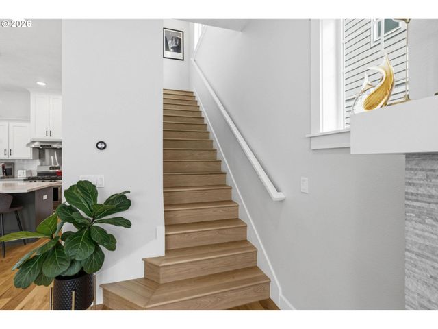 6837 Se PROVENCE St, Hillsboro, OR 97123