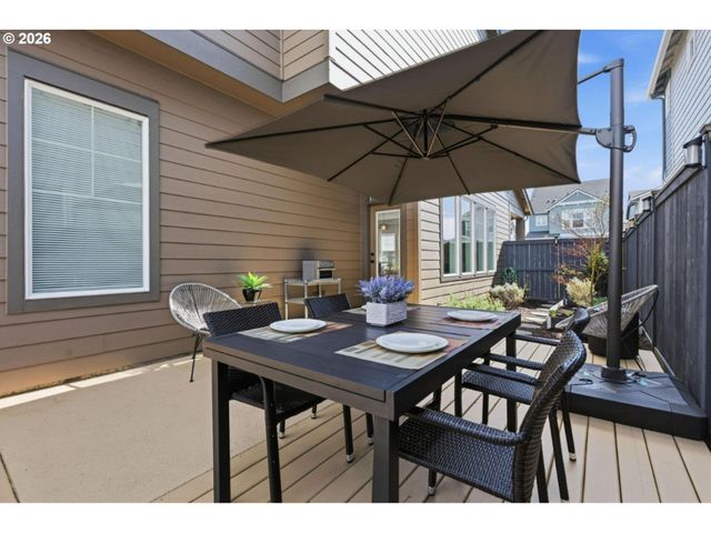 6837 Se PROVENCE St, Hillsboro, OR 97123