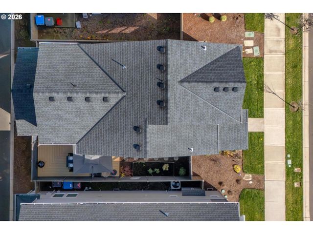 6837 Se PROVENCE St, Hillsboro, OR 97123