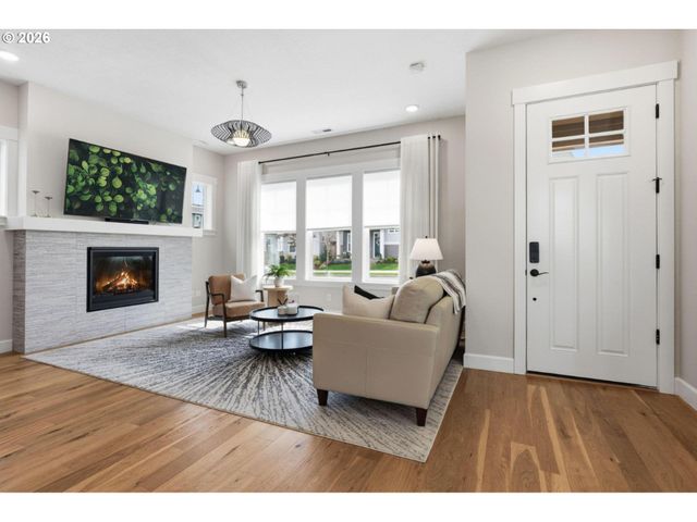 6837 Se PROVENCE St, Hillsboro, OR 97123