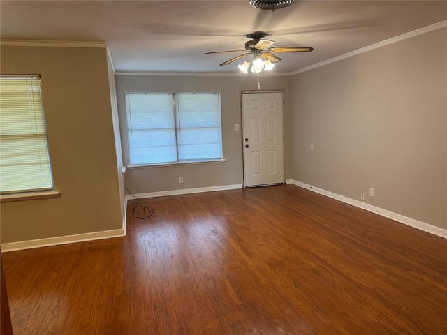 6421 Neff Street, Houston, TX 77074