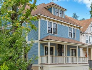 7873 Van Dyke Place, Detroit, MI 48214