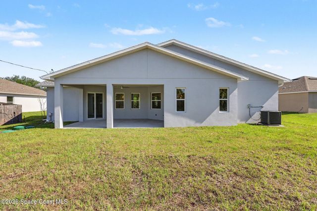 534 Mimosa Street SW, Palm Bay, FL 32908