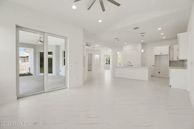 534 Mimosa Street SW, Palm Bay, FL 32908