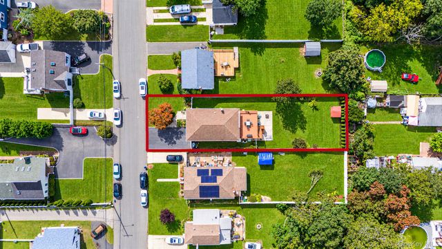 244 Baylawn Avenue, Copiague, NY 11726