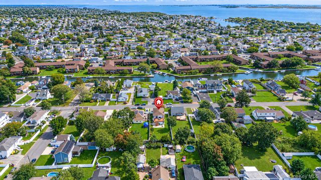 244 Baylawn Avenue, Copiague, NY 11726