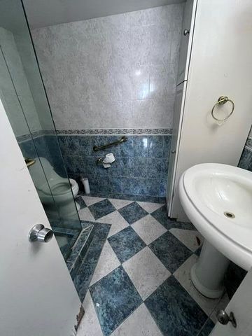 2841 NE 163rd Street 901, North Miami Beach, FL 33160