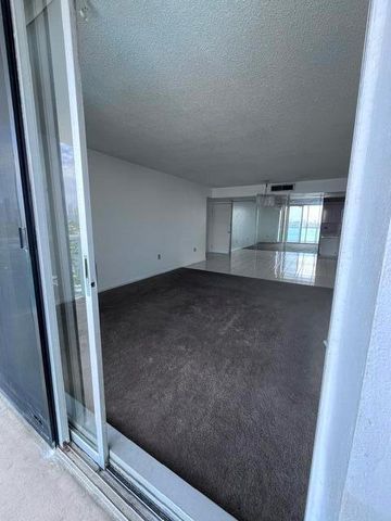 2841 NE 163rd Street 901, North Miami Beach, FL 33160