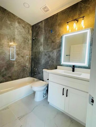 8127 Saint Louis Street, Houston, TX 77028