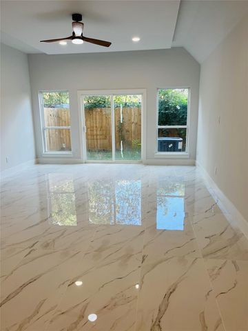 8127 Saint Louis Street, Houston, TX 77028