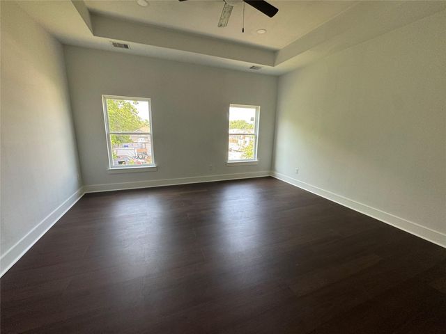 8127 Saint Louis Street, Houston, TX 77028