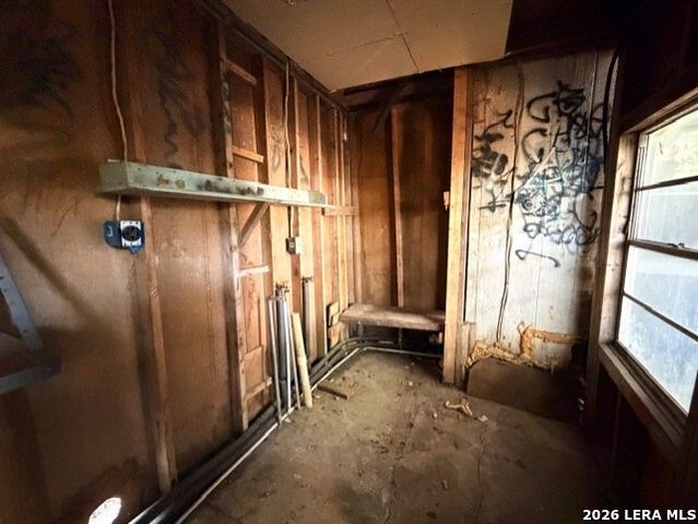 321 Huntington, San Antonio, TX 78207