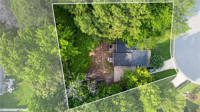 2305 Kingwood Court, High Point, NC 27265