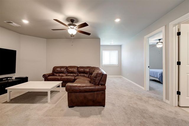 10116 NW 139th Circle, Yukon, OK 73099