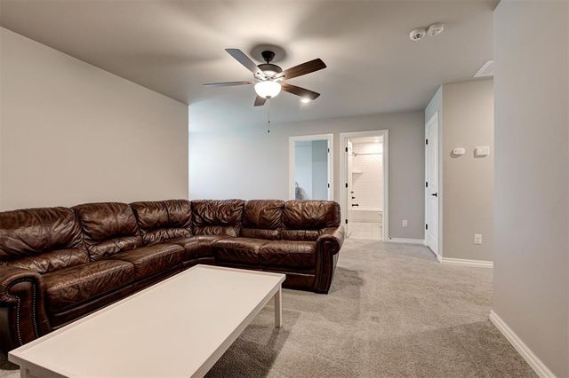 10116 NW 139th Circle, Yukon, OK 73099