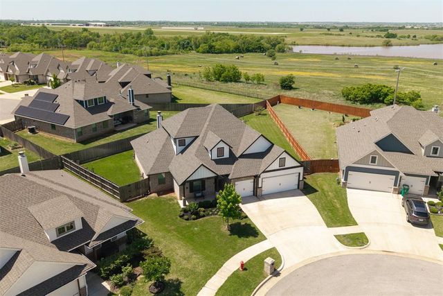 10116 NW 139th Circle, Yukon, OK 73099