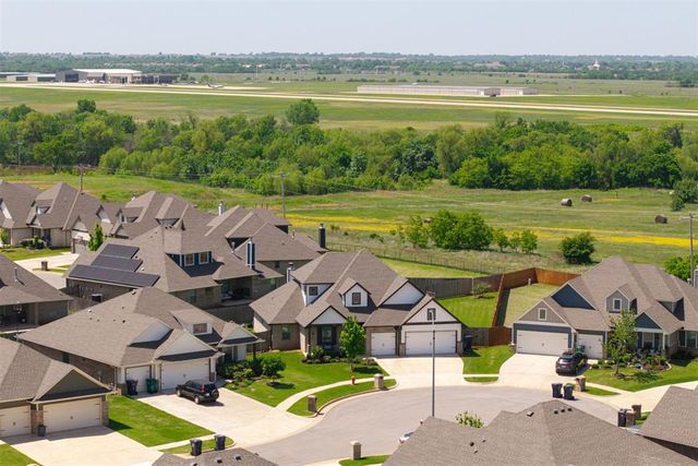 10116 NW 139th Circle, Yukon, OK 73099