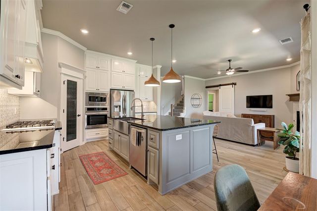 10116 NW 139th Circle, Yukon, OK 73099