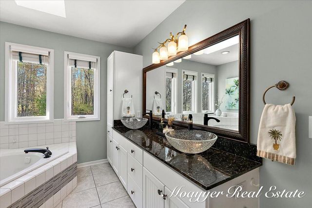 7321 Cuesta Way Ne, Cannon Twp, MI 49341