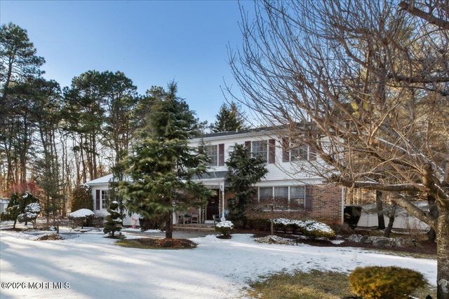 12 Southfork Drive, Jackson, NJ 08527