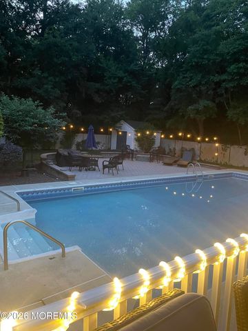 12 Southfork Drive, Jackson, NJ 08527