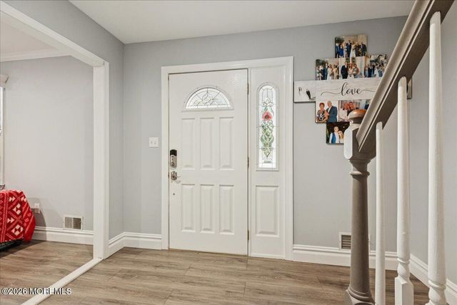 12 Southfork Drive, Jackson, NJ 08527