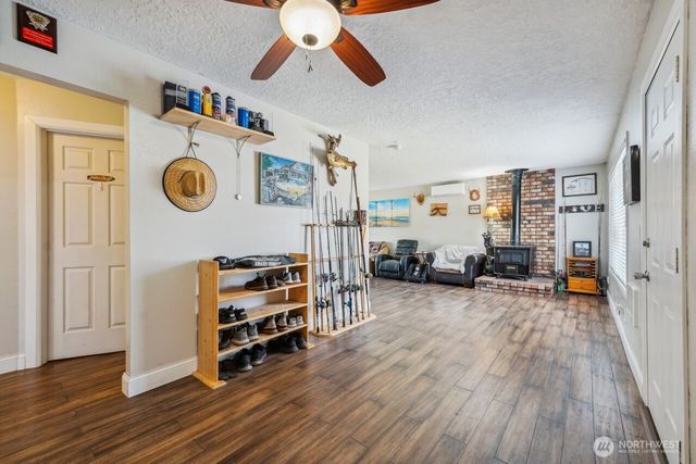 3381 Nebraska St., Longview, WA 98632