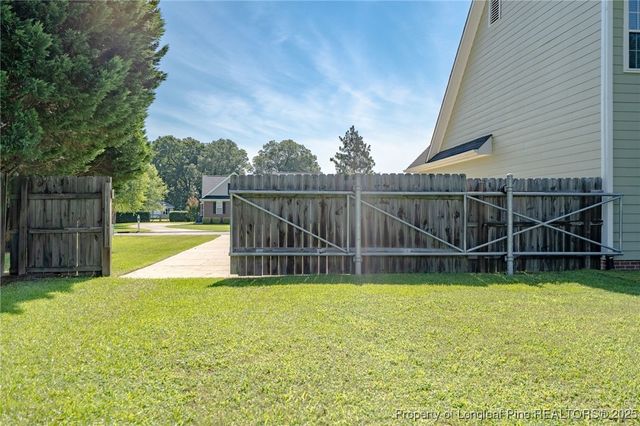 114 Terrier Way, Raeford, NC 28376