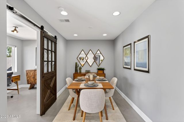 7302 E VERNON Avenue, Scottsdale, AZ 85257